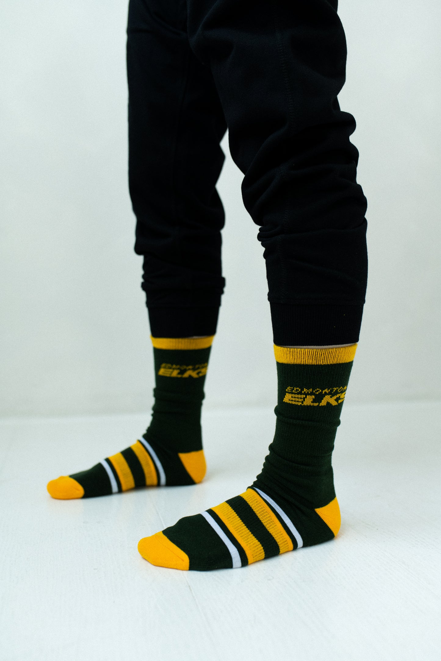 CFL Edmonton Elks Men's 3-Pack Cotton Crew Socks With Cushioned Sole