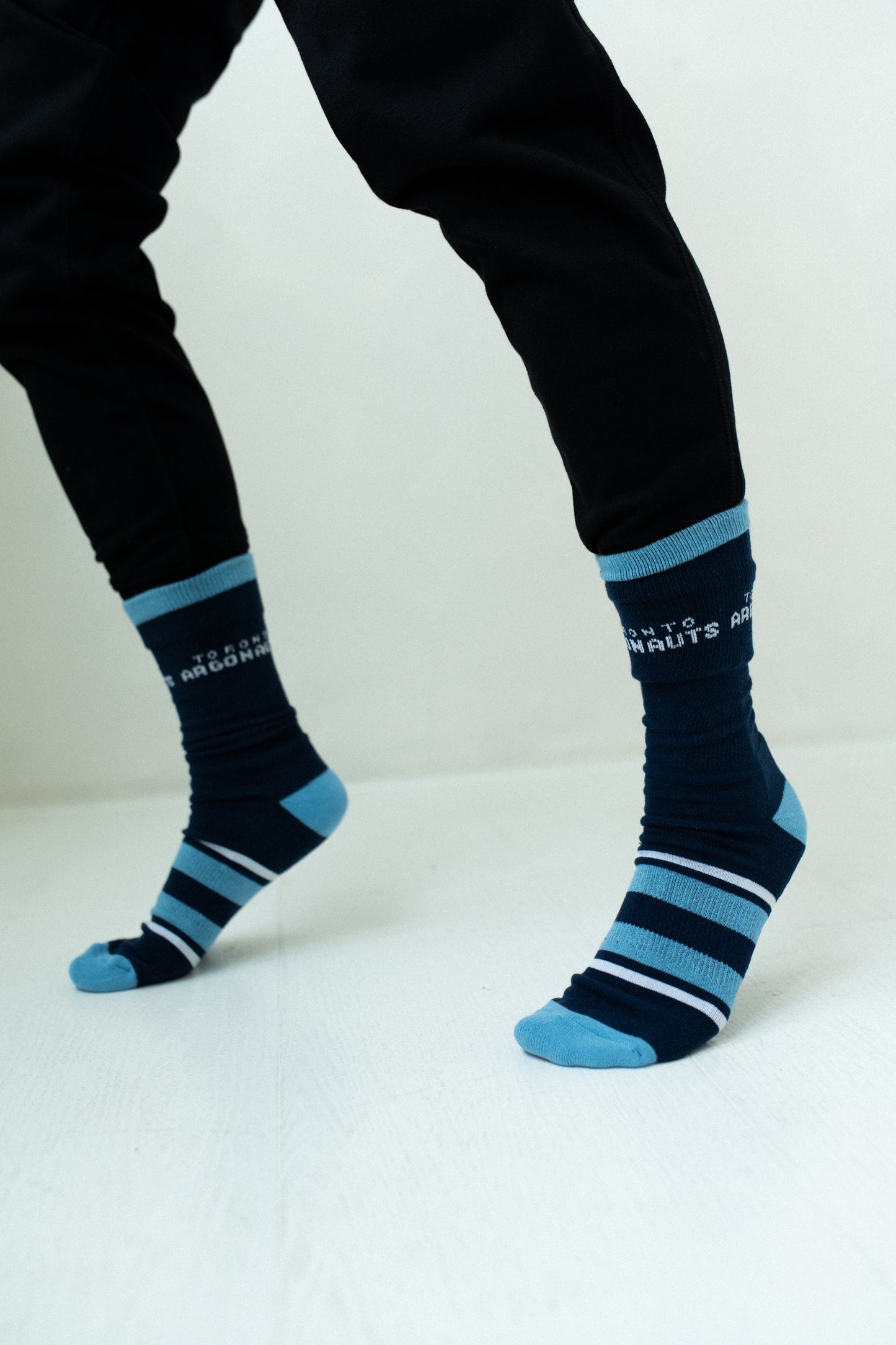 CFL Toronto Argonauts Men's 3-Pack Cotton Crew Socks With Cushioned Sole